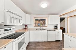 15 Robin Road, Lorette, MB R0A0Y0 Photo 10