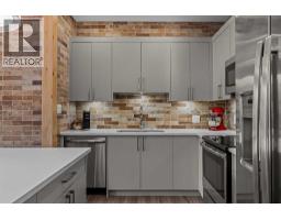 306, 106 Stewart Creek Rise, Canmore, AB T1W0N3 Photo 6