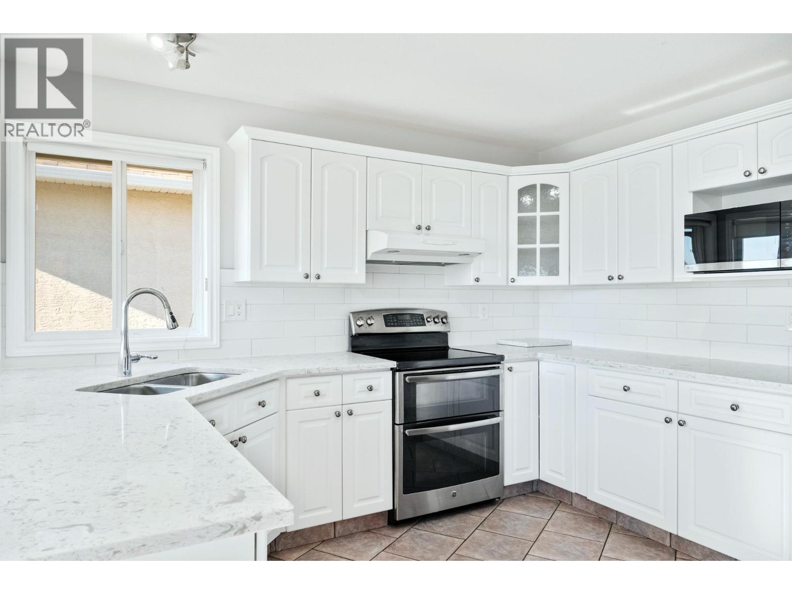  2653 Wild Horse Drive, Shannon Lake