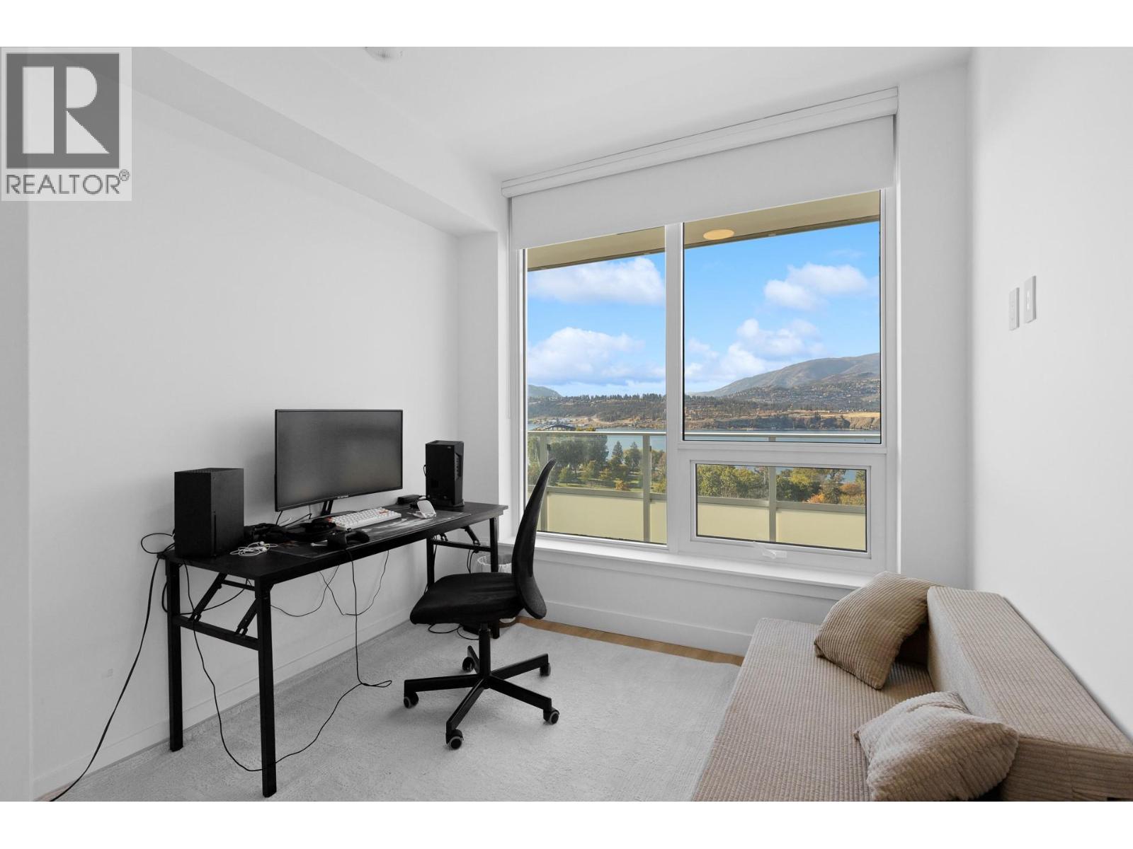 1407 238 Leon Avenue, Kelowna
