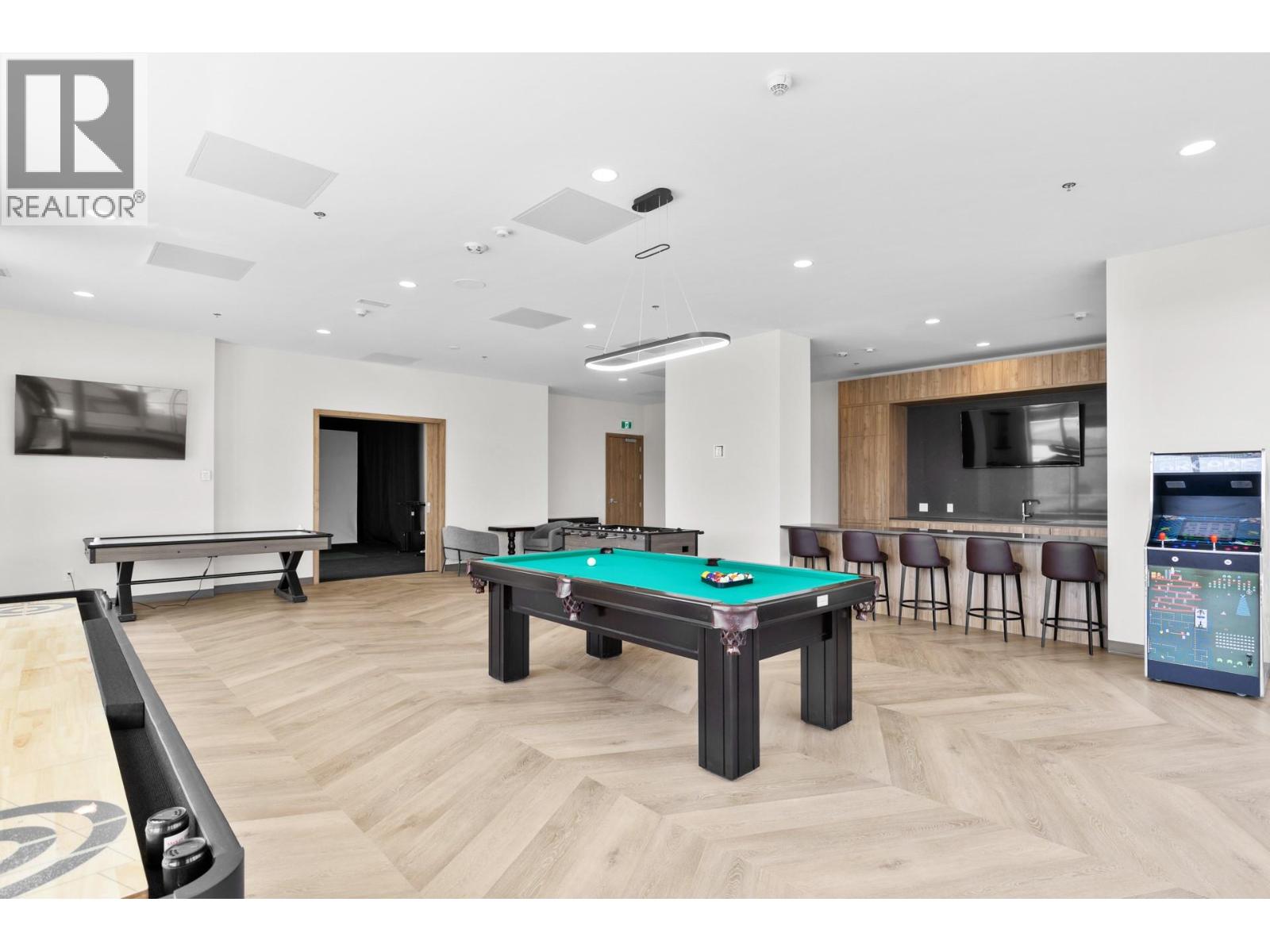 1407 238 Leon Avenue, Kelowna