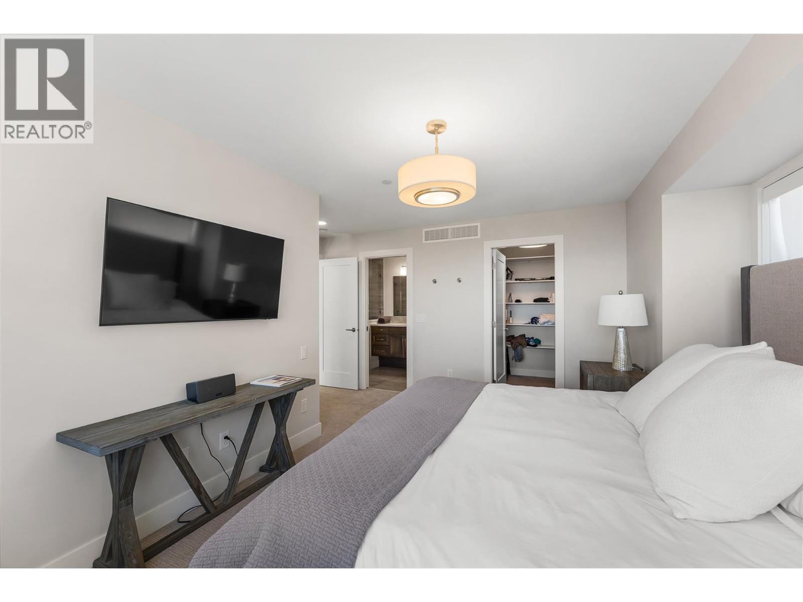 #lot 63 570 Feathertop Way - 26