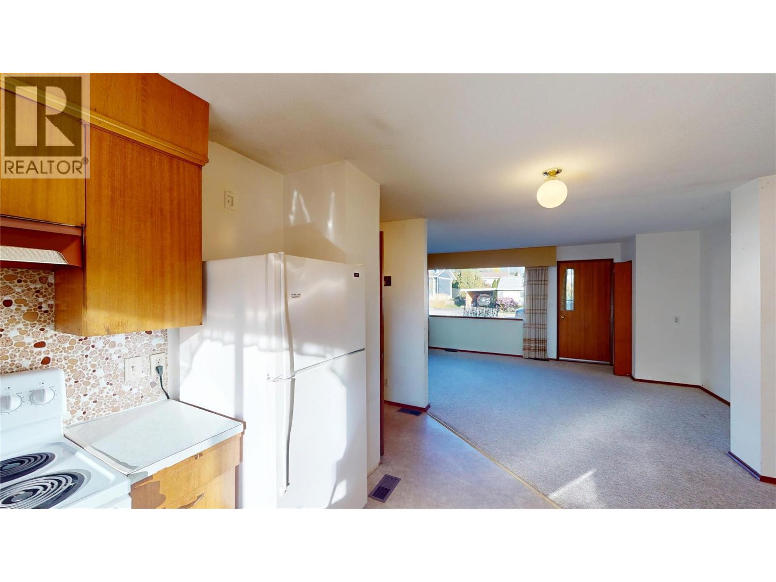 221 22nd Avenue S - 10