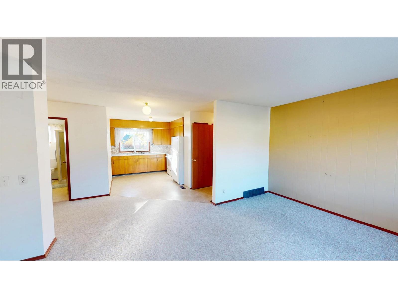 221 22nd Avenue S - 4