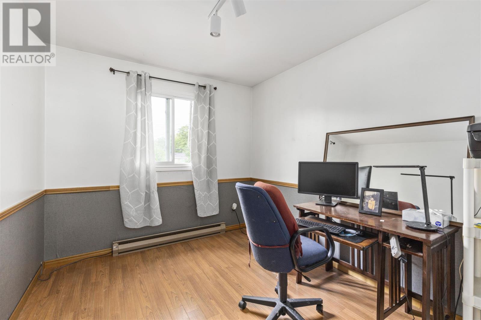 742 Pine ST - 15