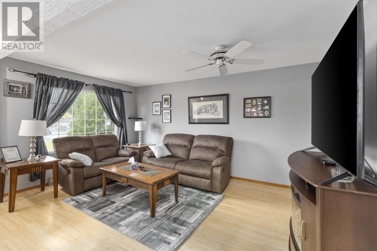 742 Pine ST - 3