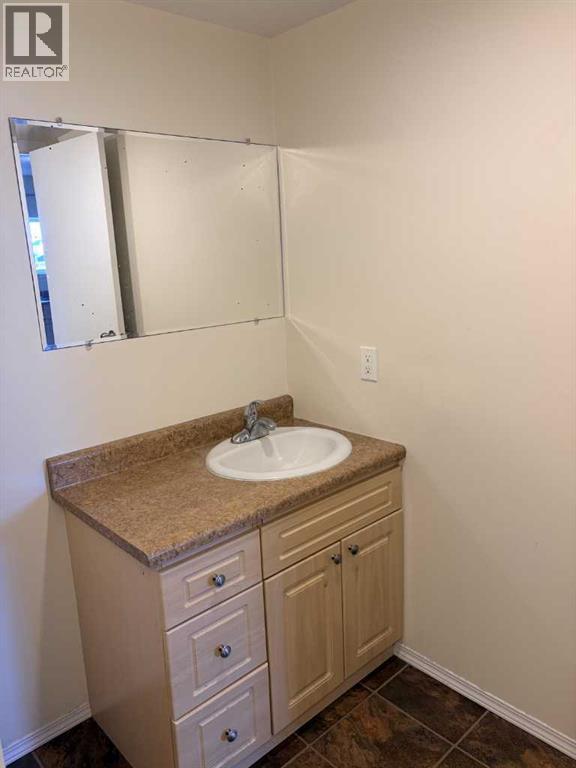 B, 5731 Evergreen Drive, High Prairie — photo 11