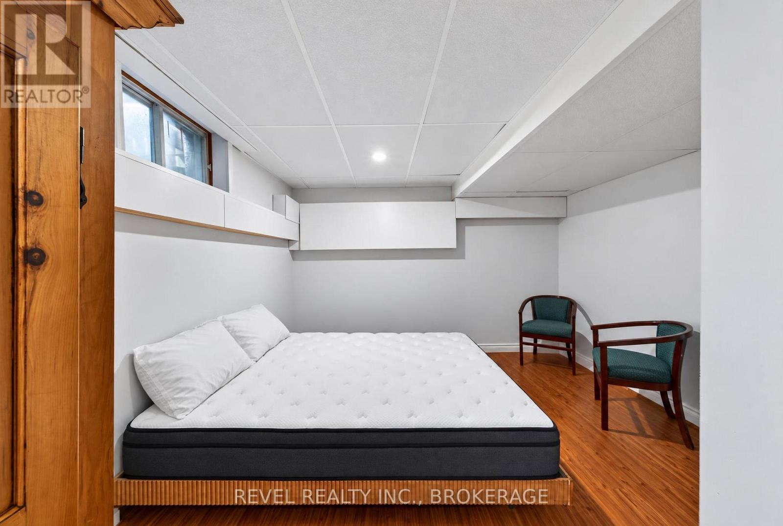 3321 SILVERWOOD DRIVE - 28