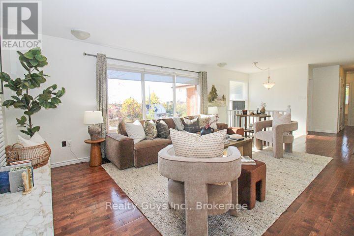 734 Sherbrooke Street, Peterborough, ON photo 11