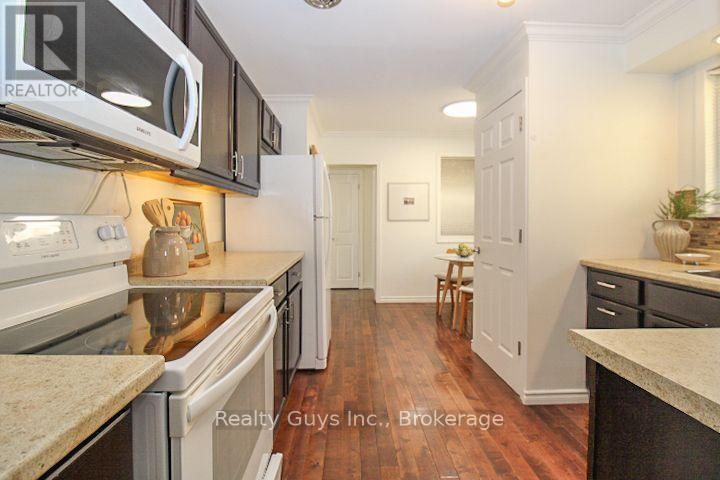 734 Sherbrooke Street, Peterborough, ON photo 22
