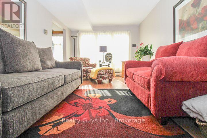 734 Sherbrooke Street, Peterborough, ON photo 48