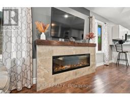 Laundry room - 969 Bitterbush Crescent, London North, ON N6H5X5 Photo 11