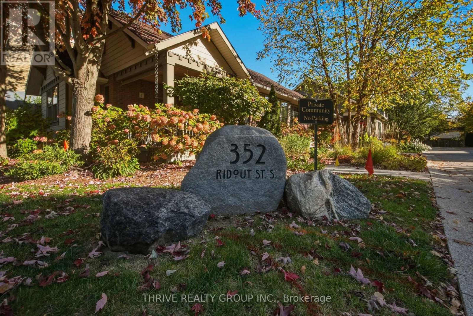 3 bedroom Single Family exterior, 6- 352 Ridout Street, London South (South G), Ontario