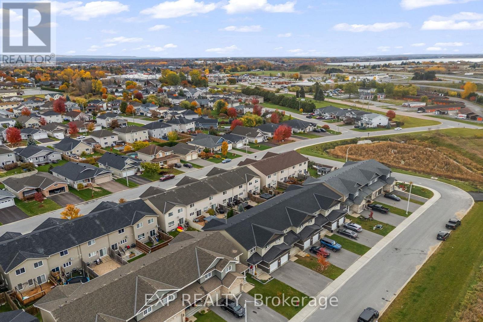 Commercial Properties for Sale in Arnprior – 76 VIMY RIDGE CRESCENT – By Peter Sagos - Image 37