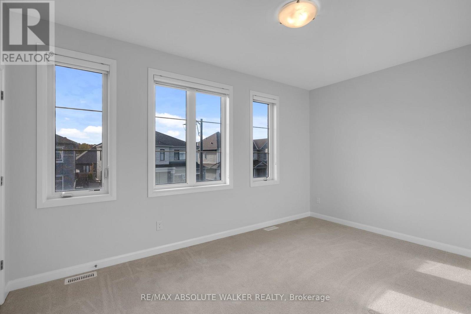 Homes for Sale in Ottawa – 763 SHOAL STREET – By Peter Sagos - Image 30