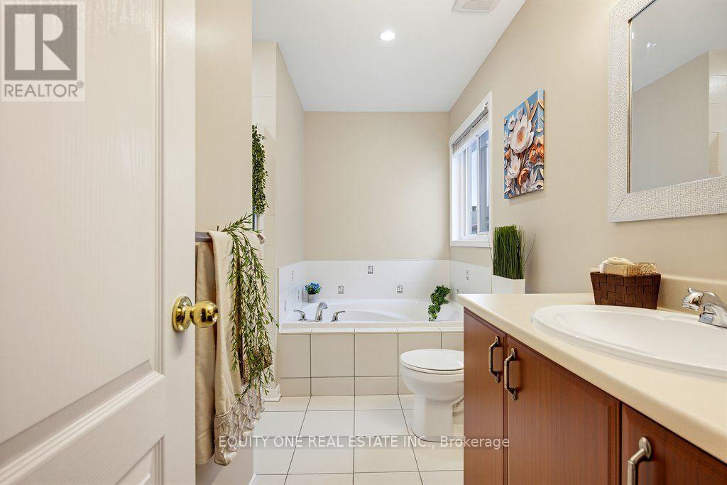345 APPLECROSS CRESCENT - 24