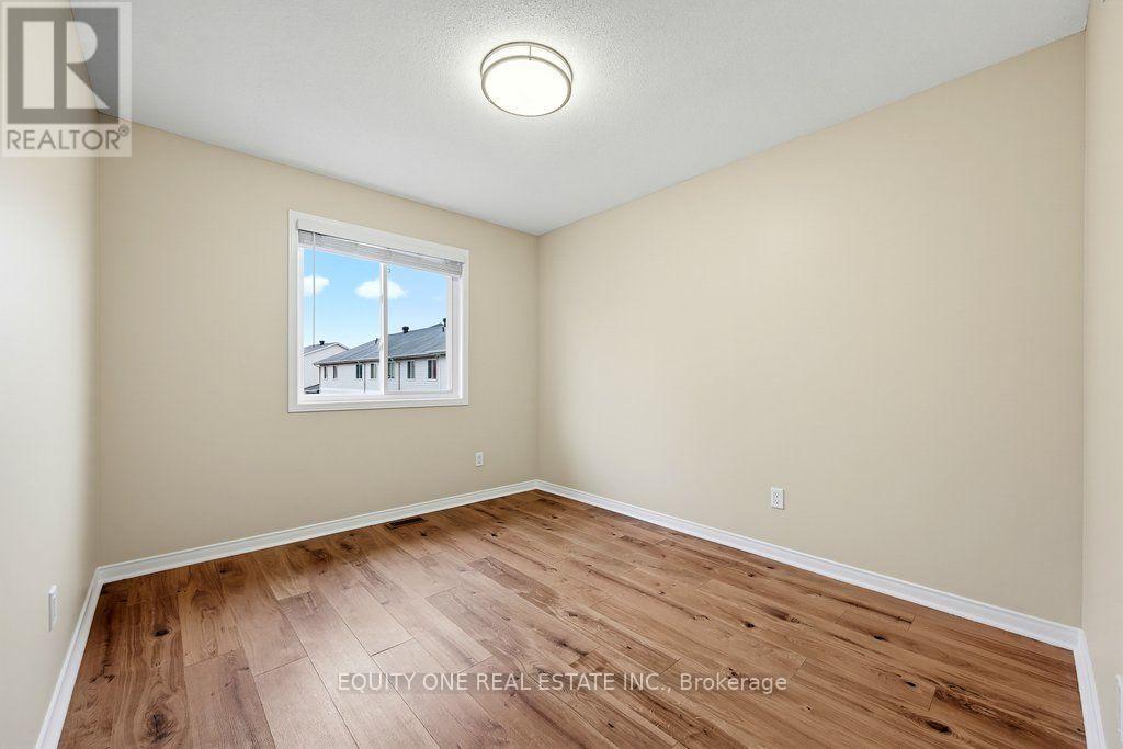 345 APPLECROSS CRESCENT - 30
