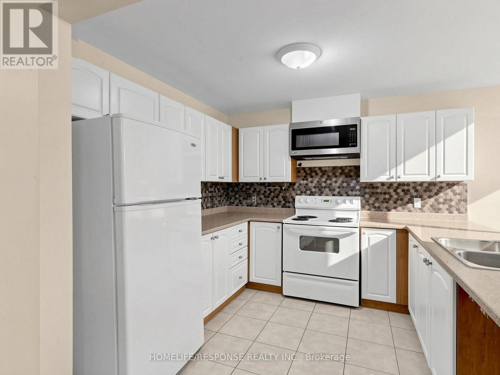 32-800 West Ridge Boulevard, Orillia photo 8