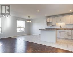 Kitchen - 82 Walsh Crescent, Stratford, ON N5A7X8 Photo 9