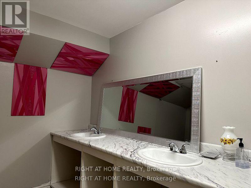 1653 EGLINTON AVENUE W, Toronto (Oakwood Village) — photo 10
