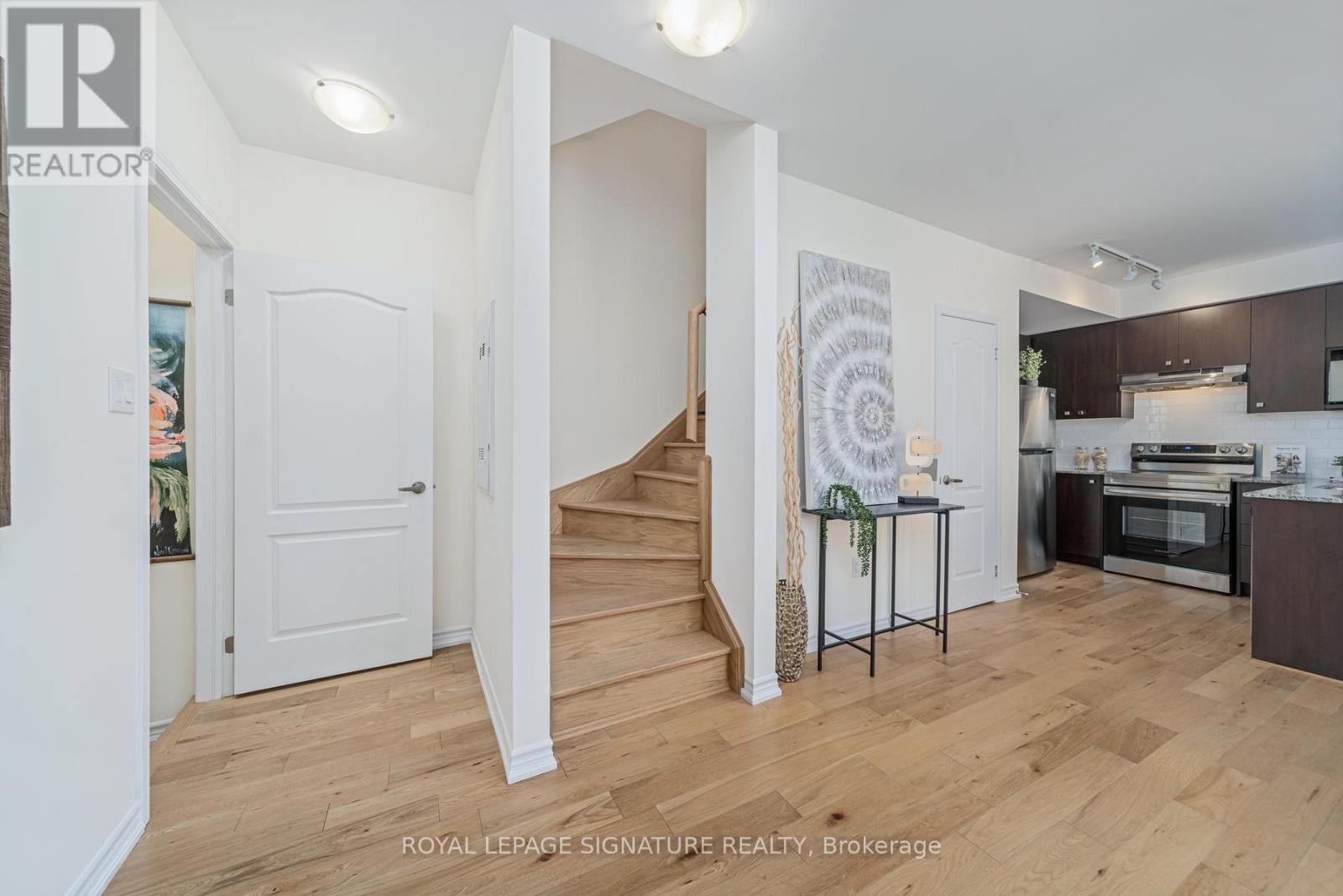 49- 28 Curlew Drive, Toronto, ON photo 13