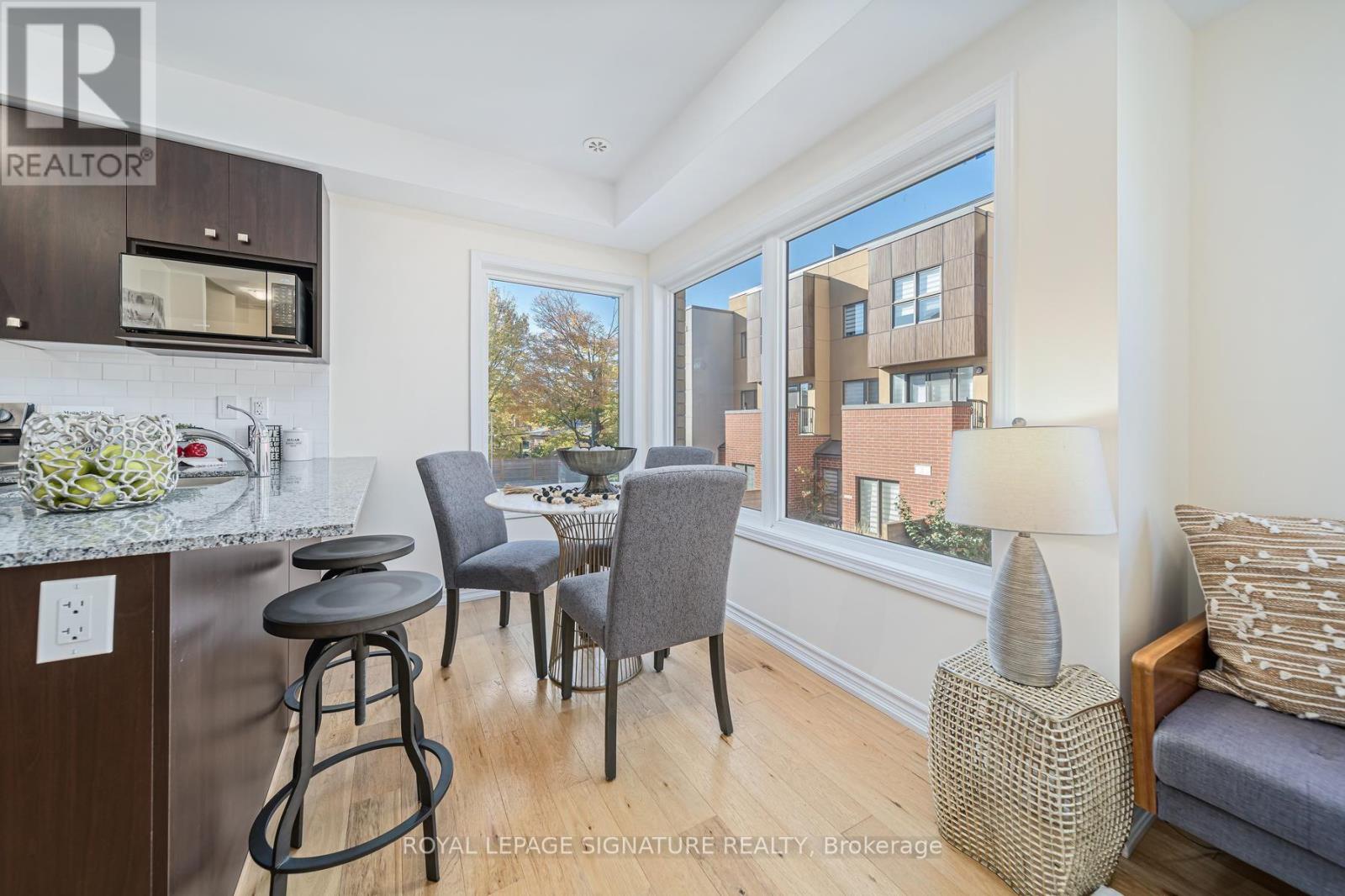 49- 28 Curlew Drive, Toronto, ON photo 9