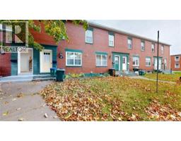39 McKenna Crescent, photo 3