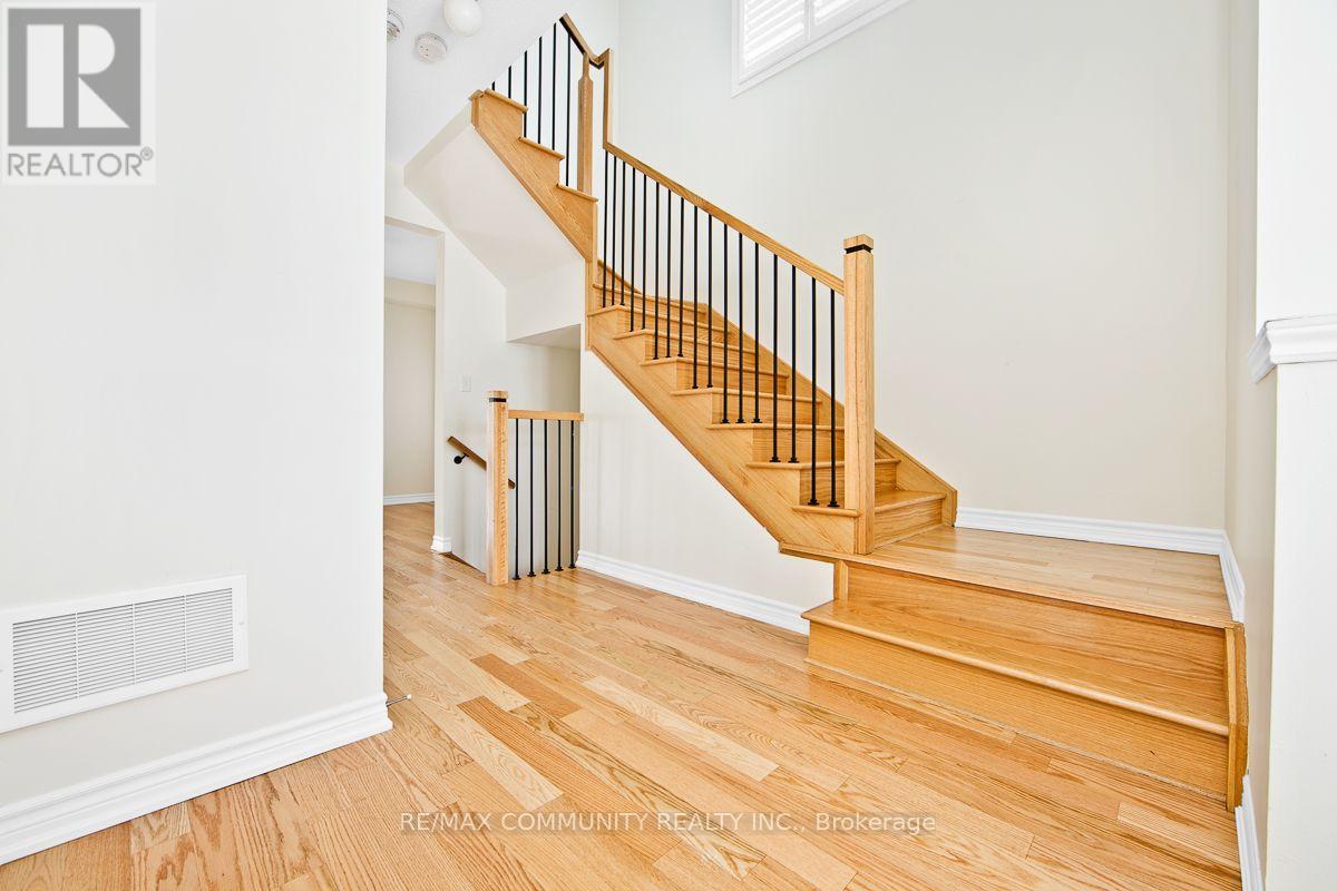 1119 Cameo Street, Pickering, ON photo 4