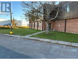 61 Elizabeth Drive thumbnail 2