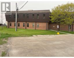 61 Elizabeth Drive thumbnail 4