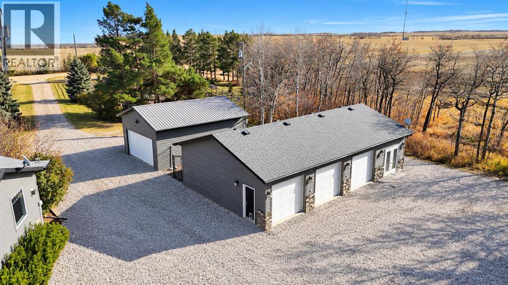 Listing photo – 38242 RR 195, Rural Stettler No. 6, County of