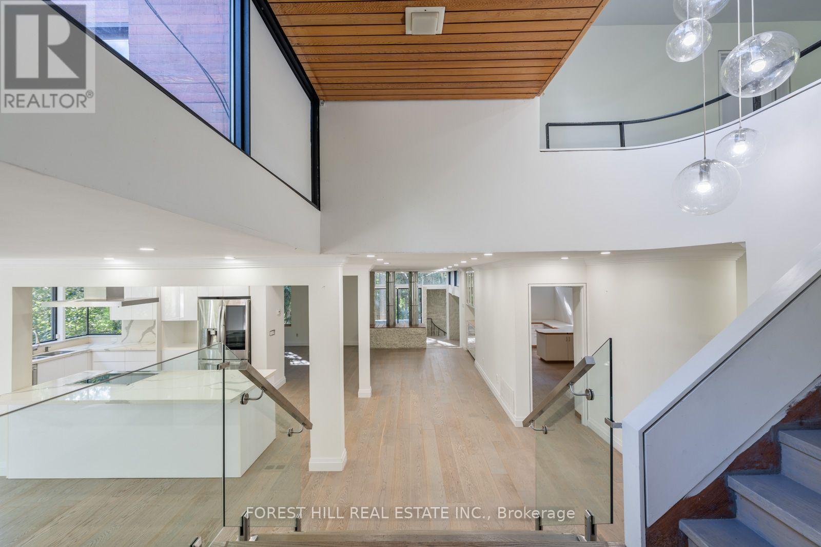 38 Riverside Boulevard, Vaughan, ON photo 3