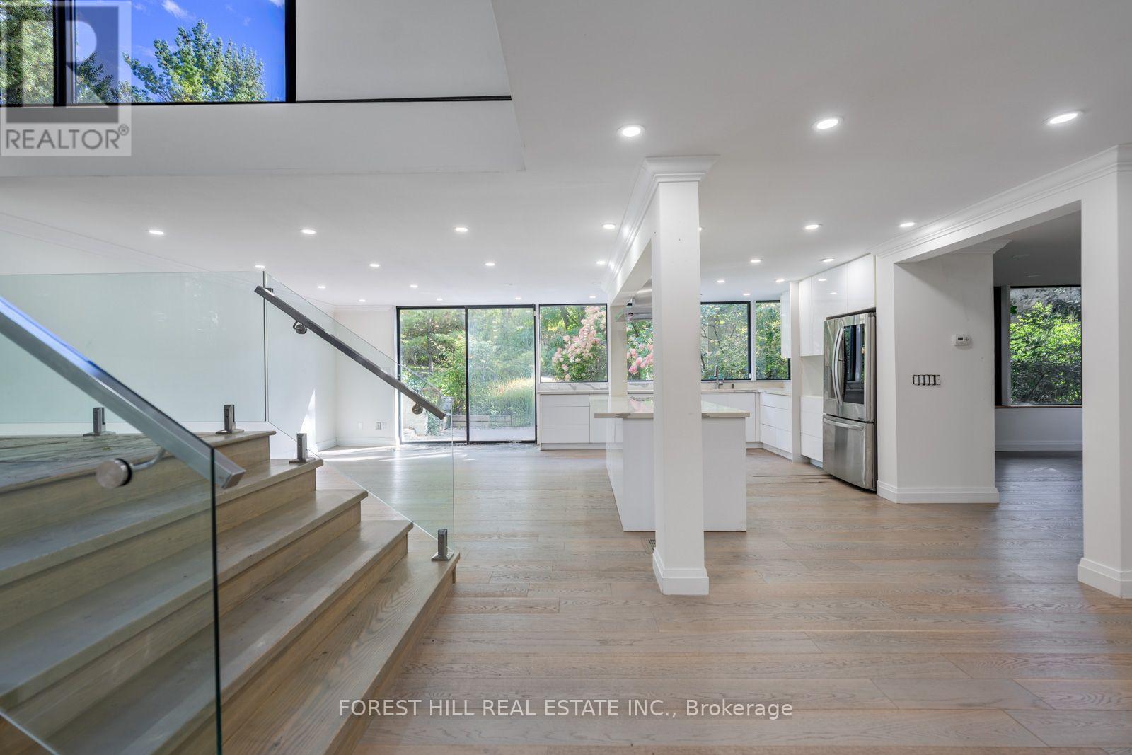 38 Riverside Boulevard, Vaughan, ON photo 5