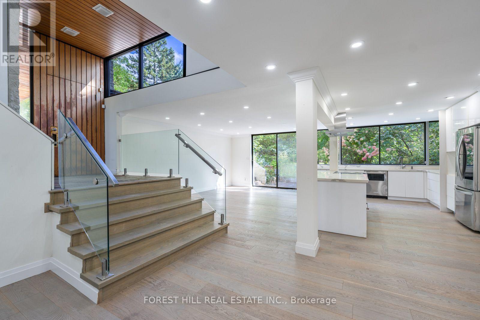 38 Riverside Boulevard, Vaughan, ON photo 6