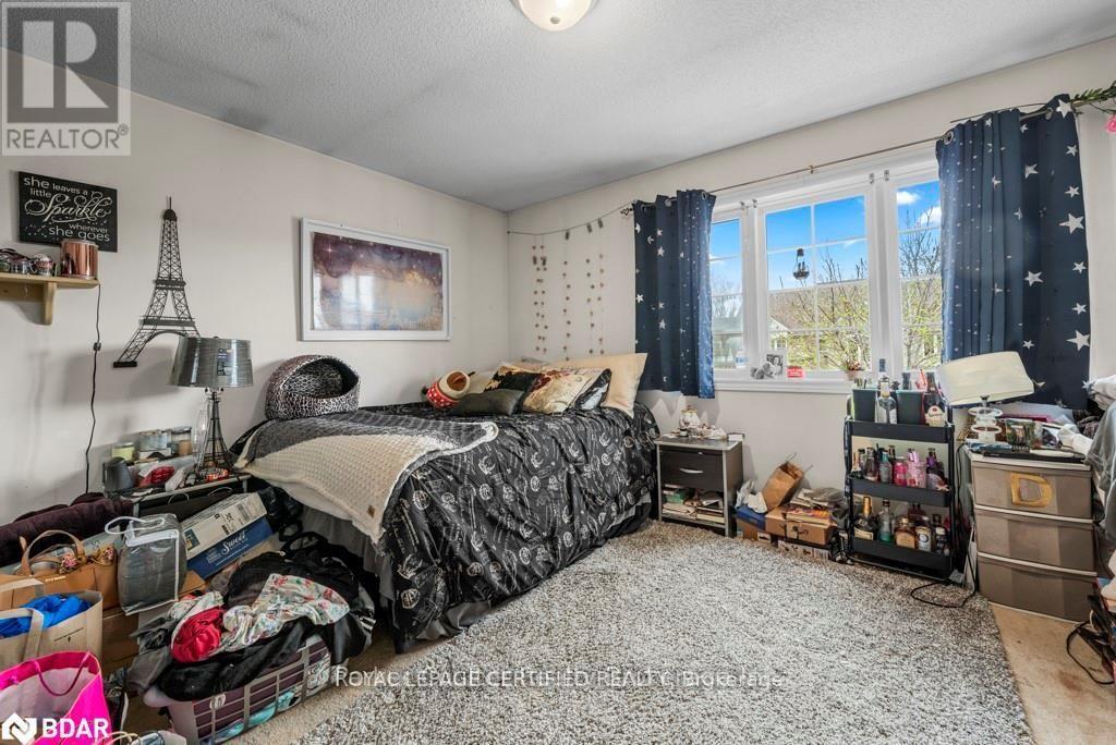 133 THRUSHWOOD Drive, Barrie photo 16