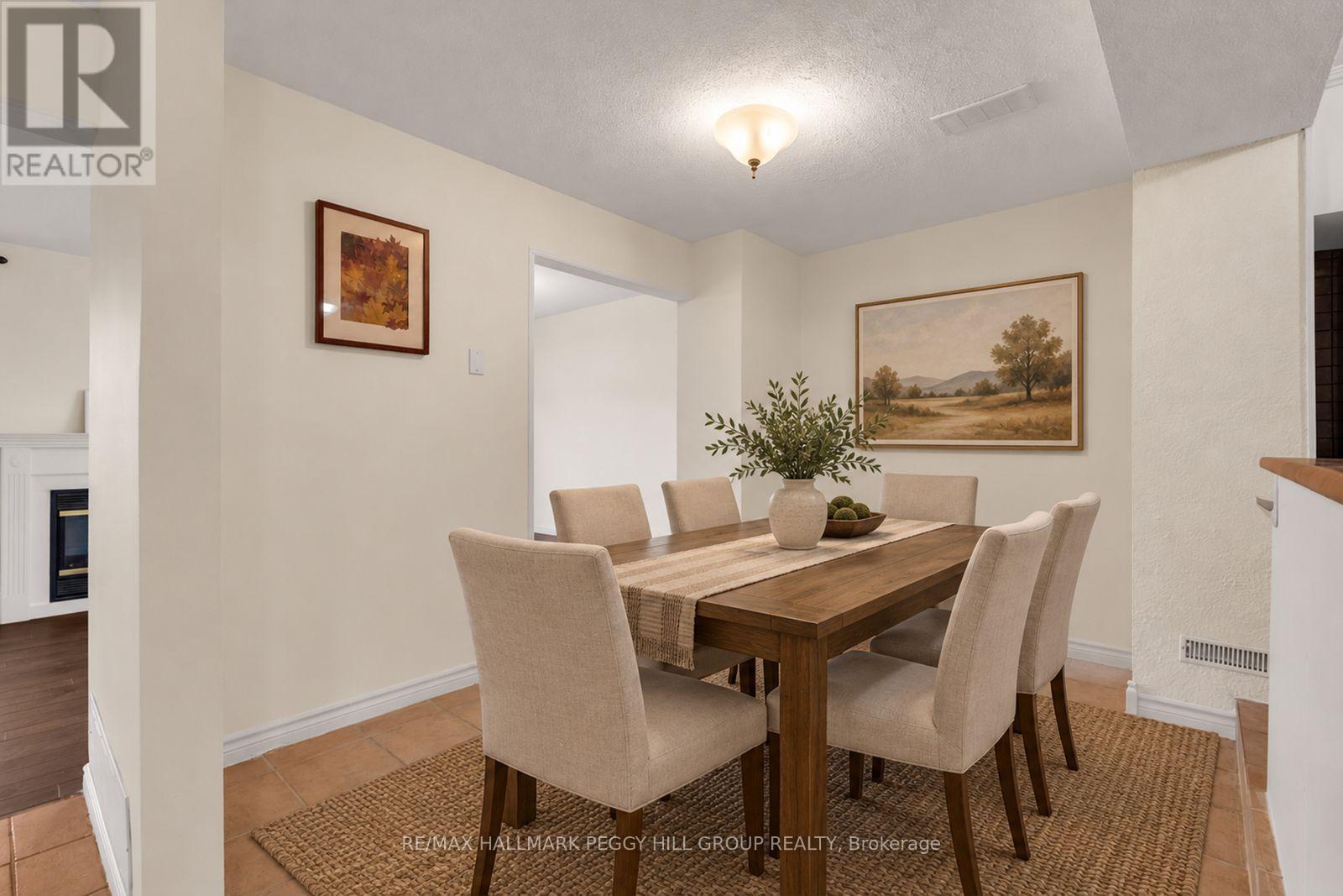 16 Christie Crescent, Barrie, ON photo 6