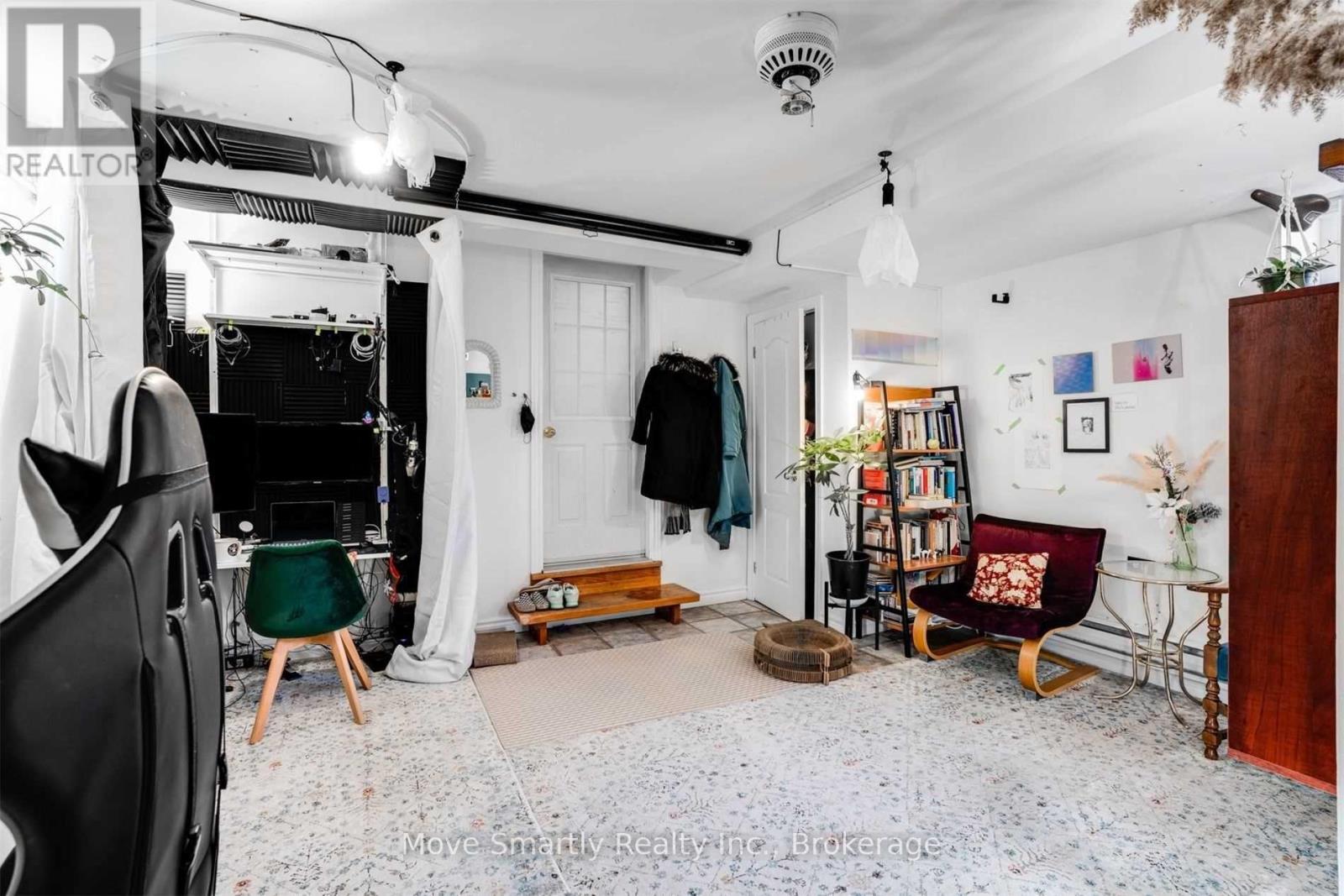 BASEMENT - 11B WANDA ROAD, Toronto (High Park North) — photo 3