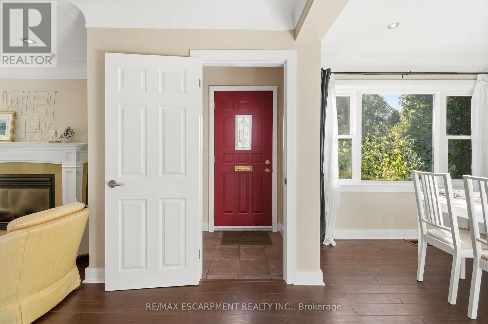 313 North Shore Boulevard, Burlington, ON photo 3