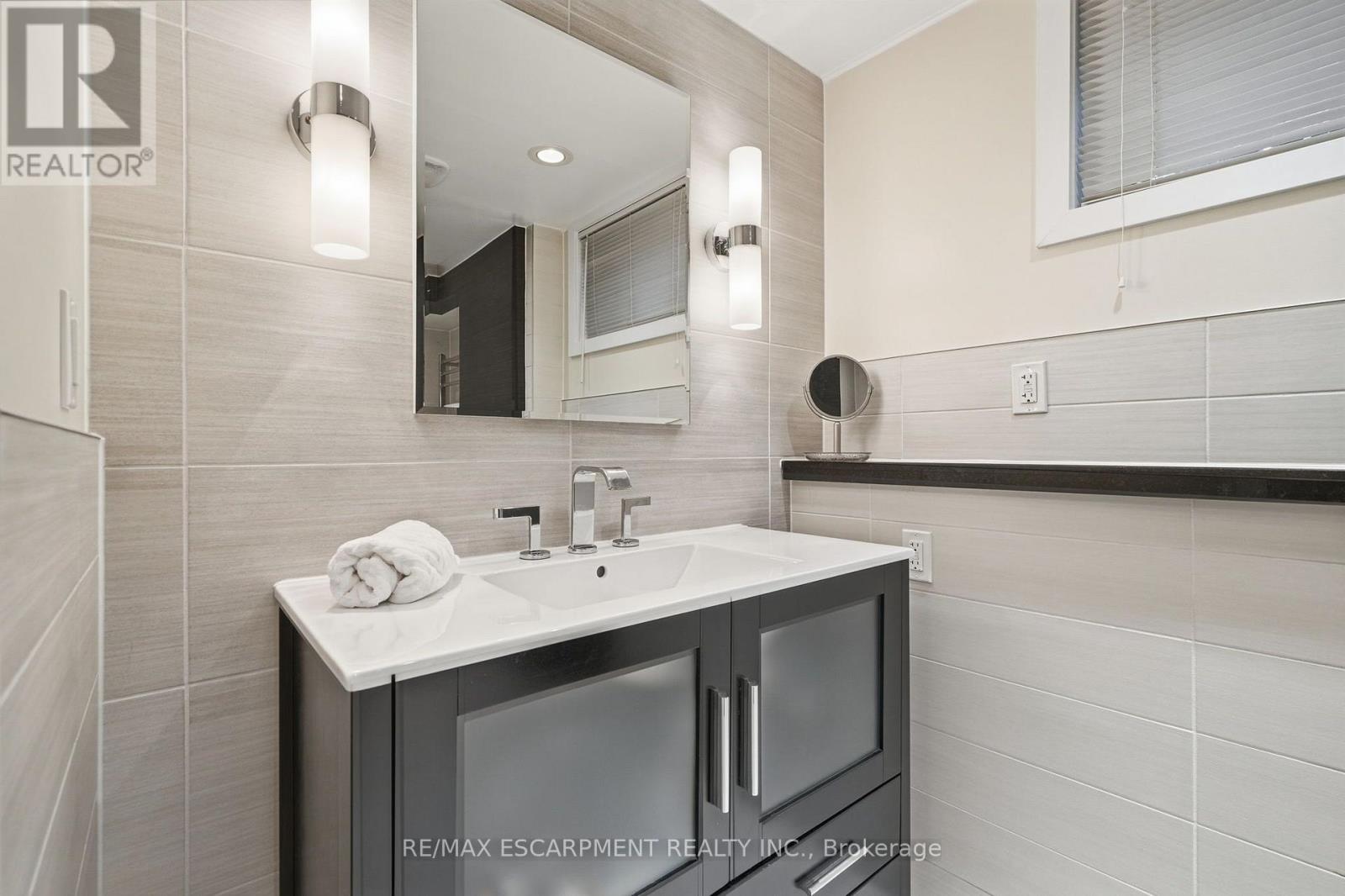 313 North Shore Boulevard, Burlington, ON photo 30