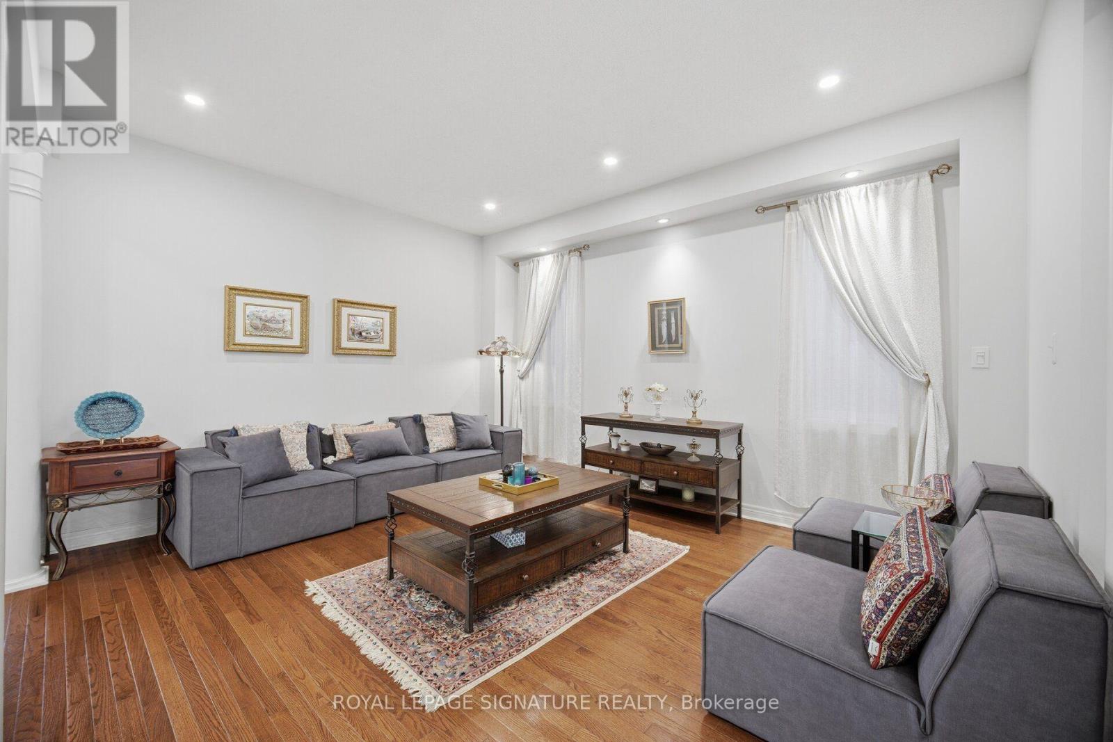 1161 Durno Court, Milton, ON photo 10