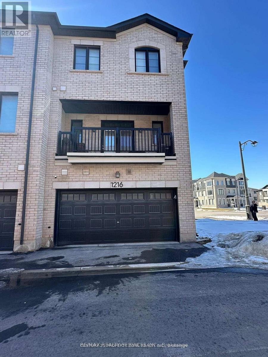 1216 Wheat Boom Drive, Oakville, ON photo 15