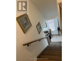 1216 Wheat Boom Drive, Oakville, ON L6H7W4 Photo 8