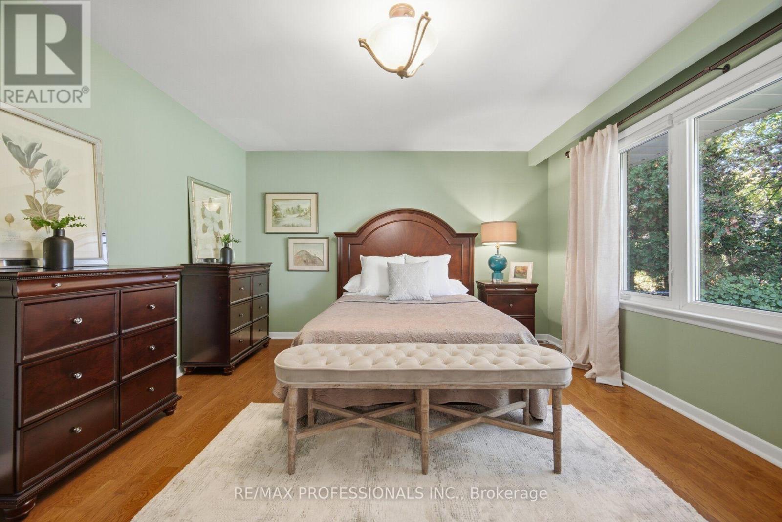 14 Strathdee Drive, Toronto, ON photo 22