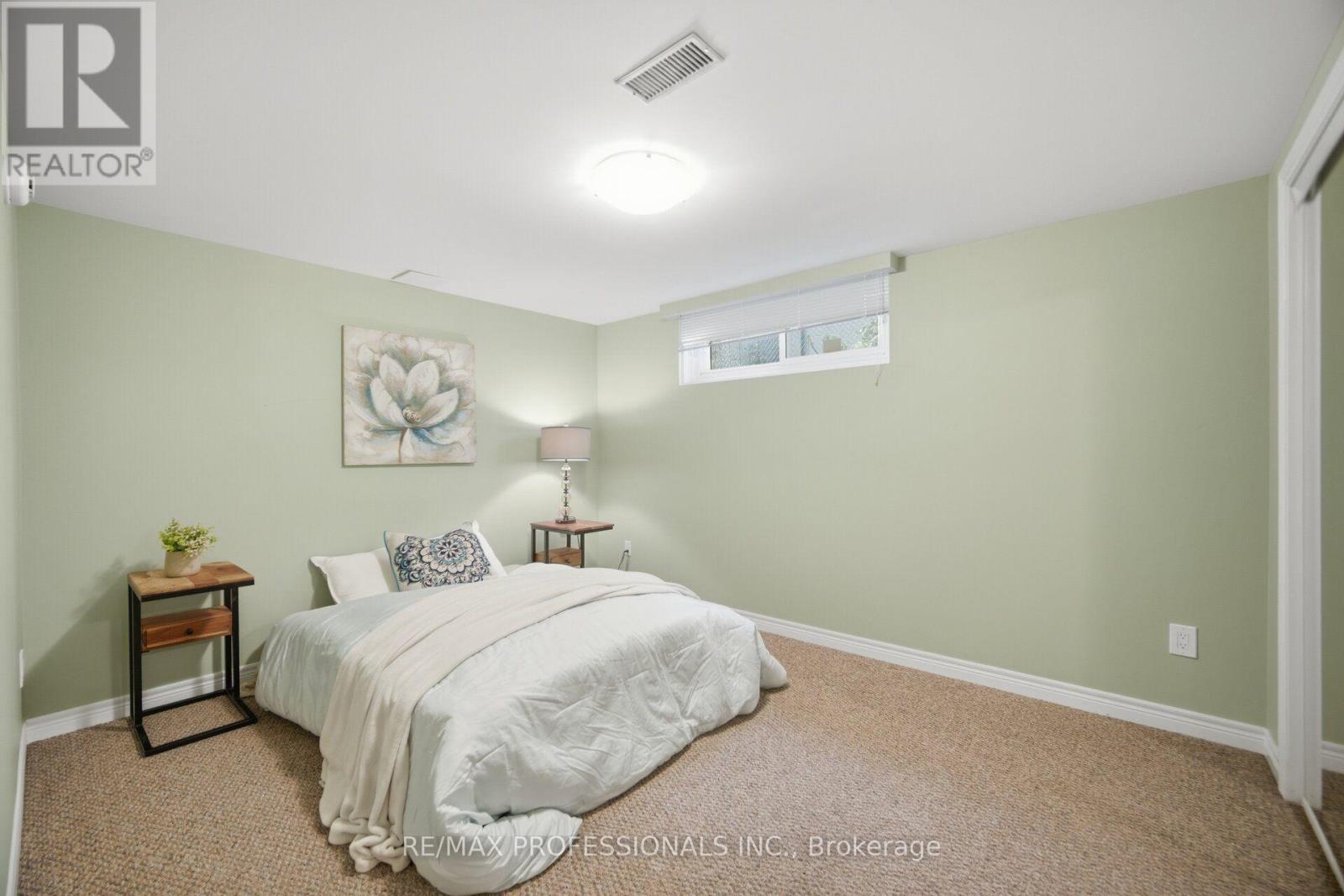 14 Strathdee Drive, Toronto, ON photo 35