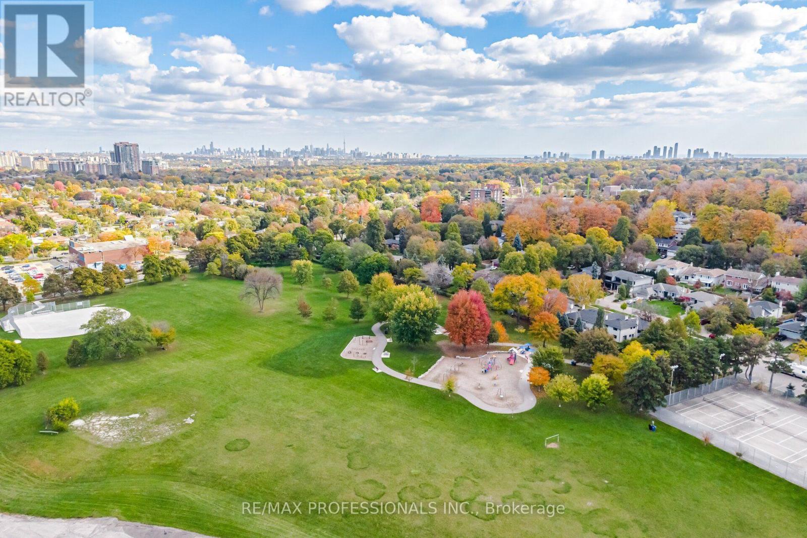 14 Strathdee Drive, Toronto, ON photo 46
