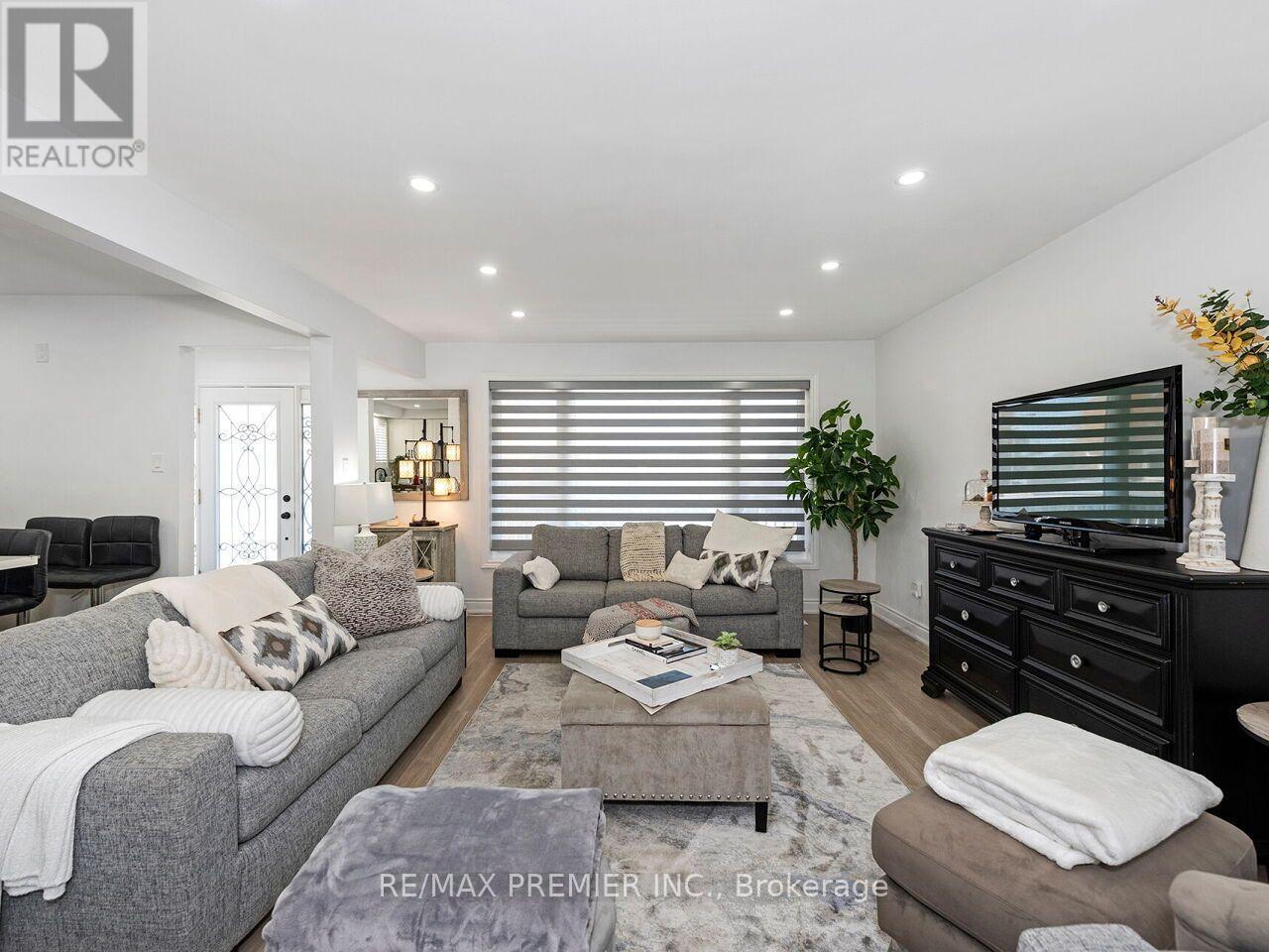 10 Bruno Court, Toronto, ON photo 15