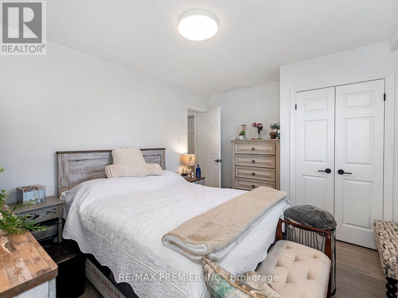 10 Bruno Court, Toronto, ON photo 20