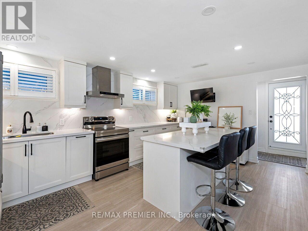 10 Bruno Court, Toronto, ON photo 25