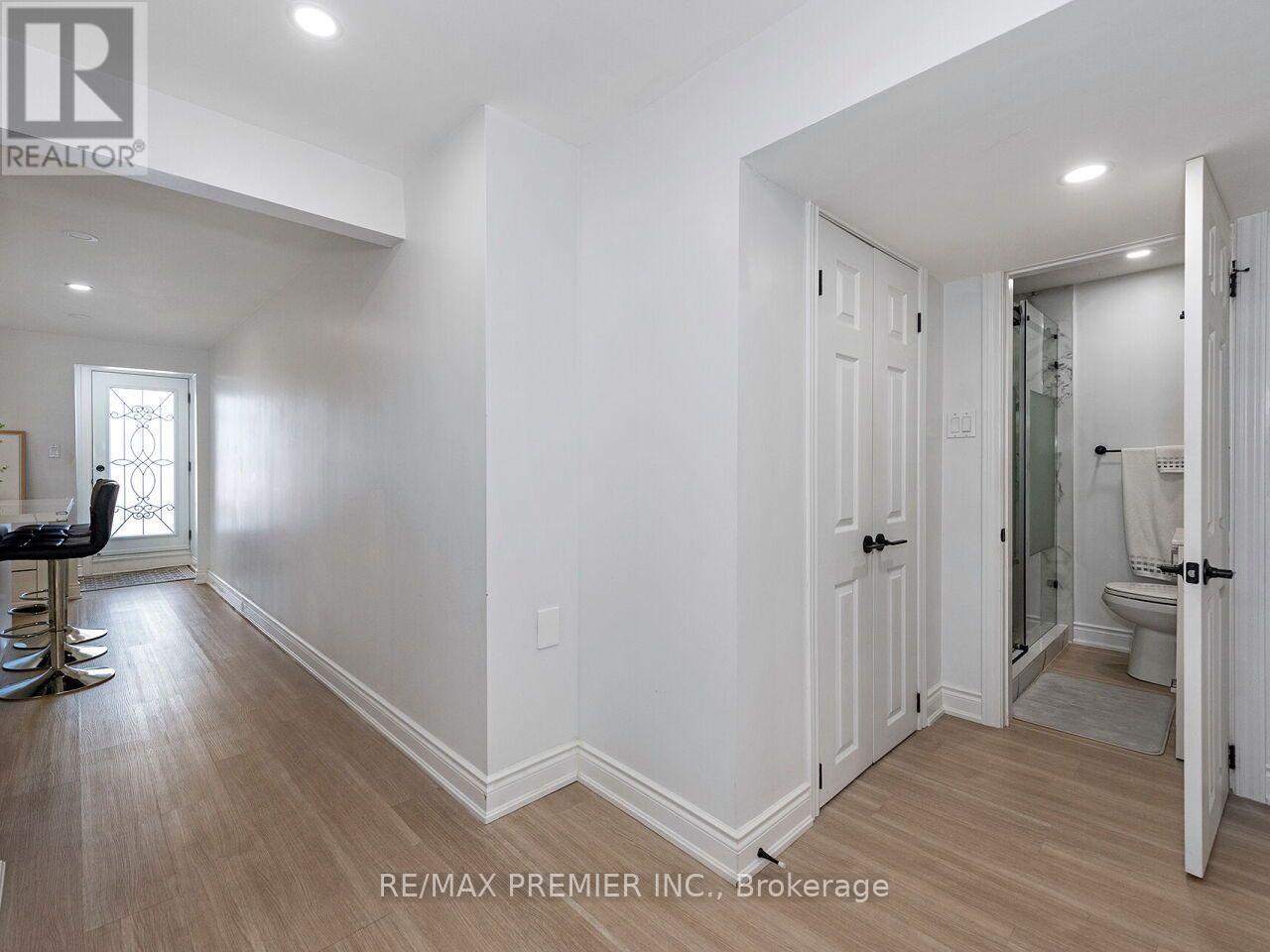 10 Bruno Court, Toronto, ON photo 29