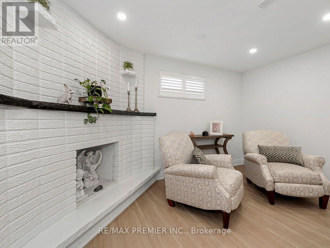 10 Bruno Court, Toronto, ON photo 41